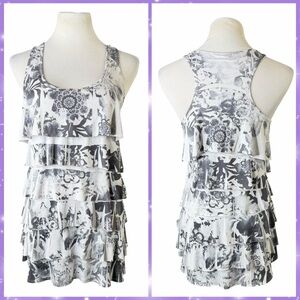 Live & Let Live White & Black Floral Tiered Ruffle Racerback Tank - Size Large